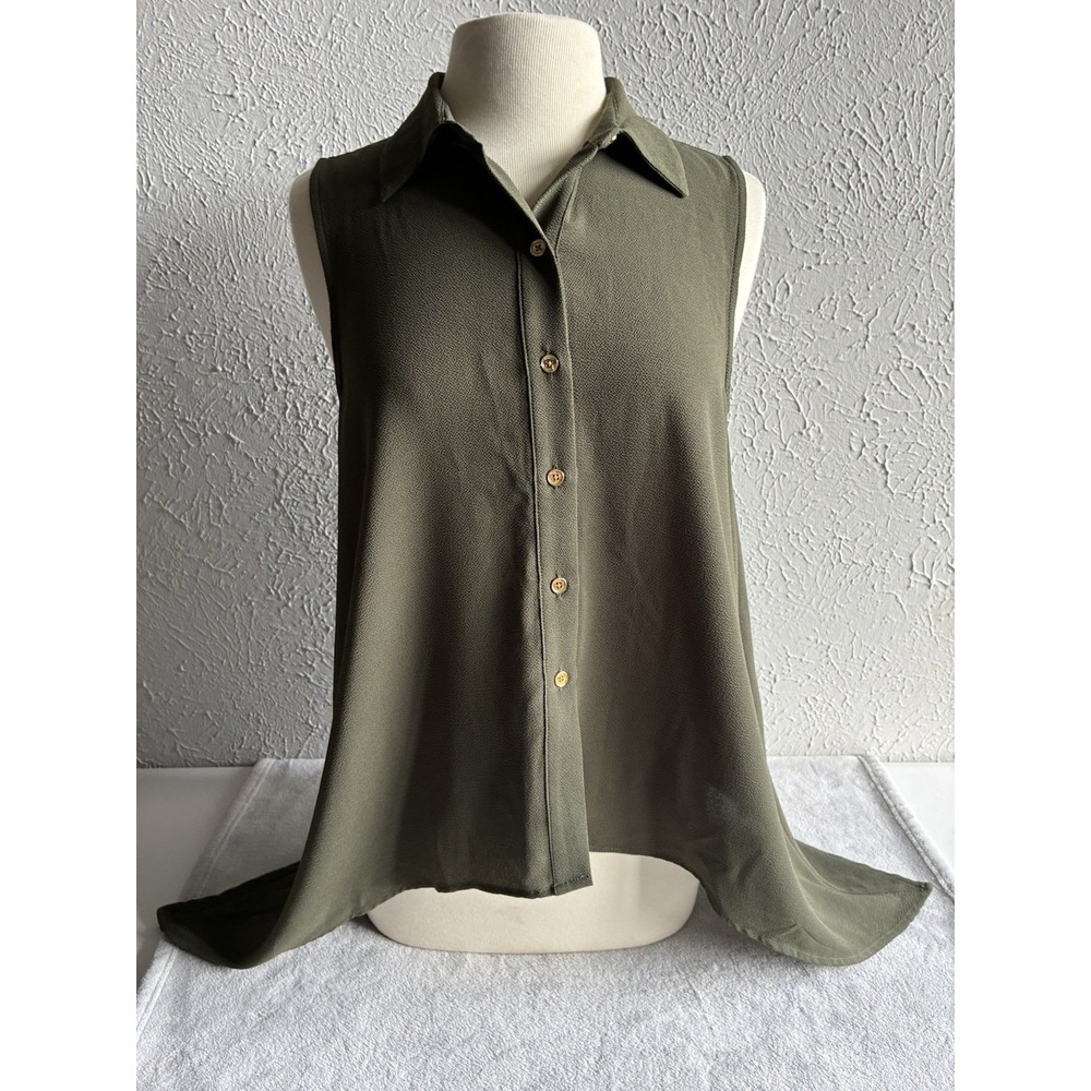 Michael‎ Kors NWT Ivy Green Sleeveless Button Down Blouse Sharkbite Hem Size M
